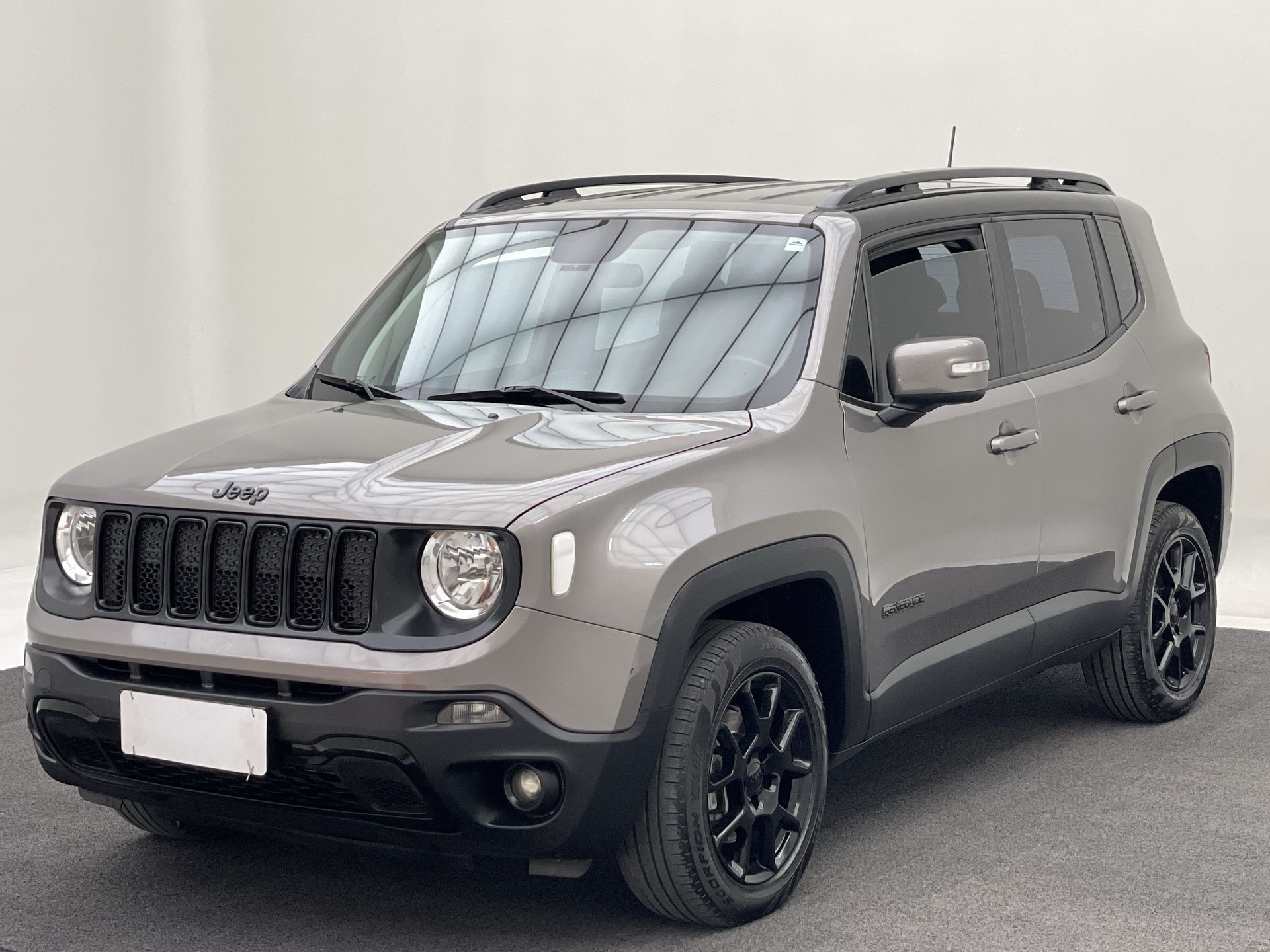 Renegade Sport 1.8 4x2 Flex 16V Aut.